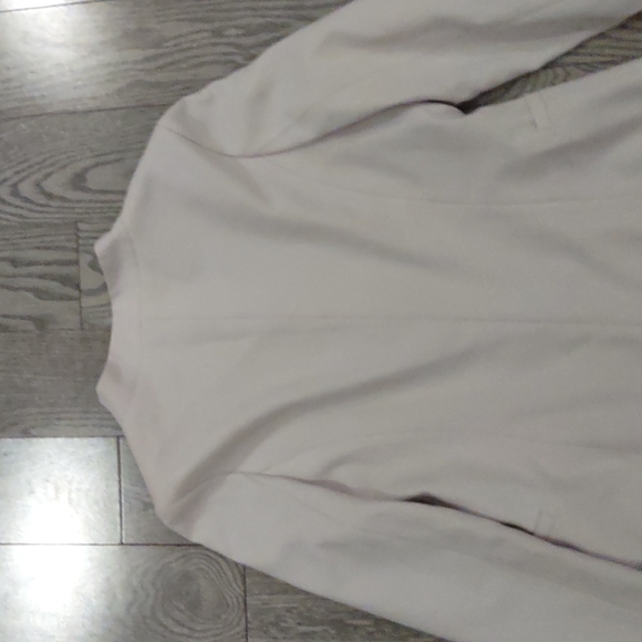 Beautiful trench coat by lucent☘️🍀🌼 - Picture 12 of 12